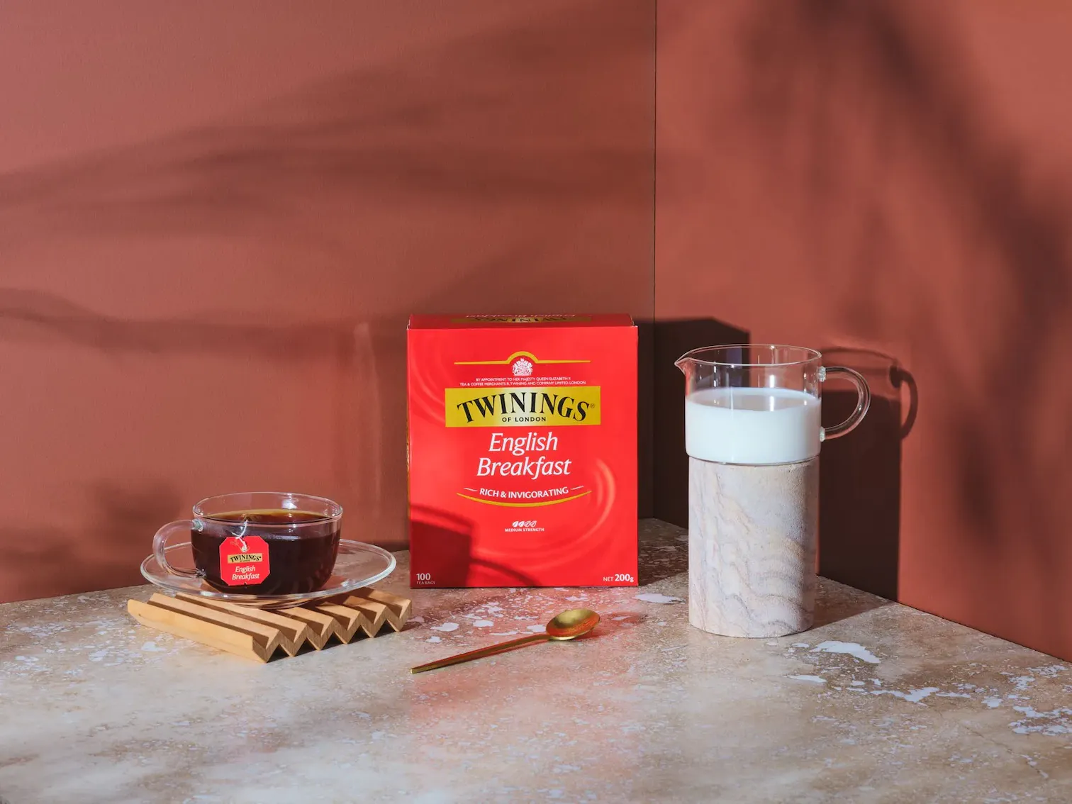 Twinings English Breakfast Tea 600 Tea Bags, 100 count (Pack of 6) - Image 4